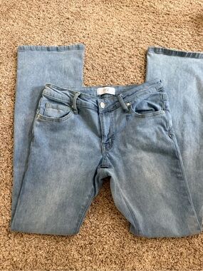 Rise Supply Co Light Wash Flare Jeans Size 5 Stretch Denim